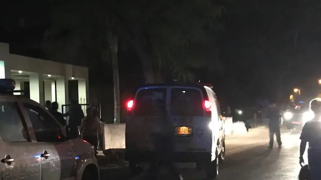 זירת הירי הערב בבית יצחק 10 ביולי 2017 זירת הירי הערב בבית יצחק 10 ביולי 2017