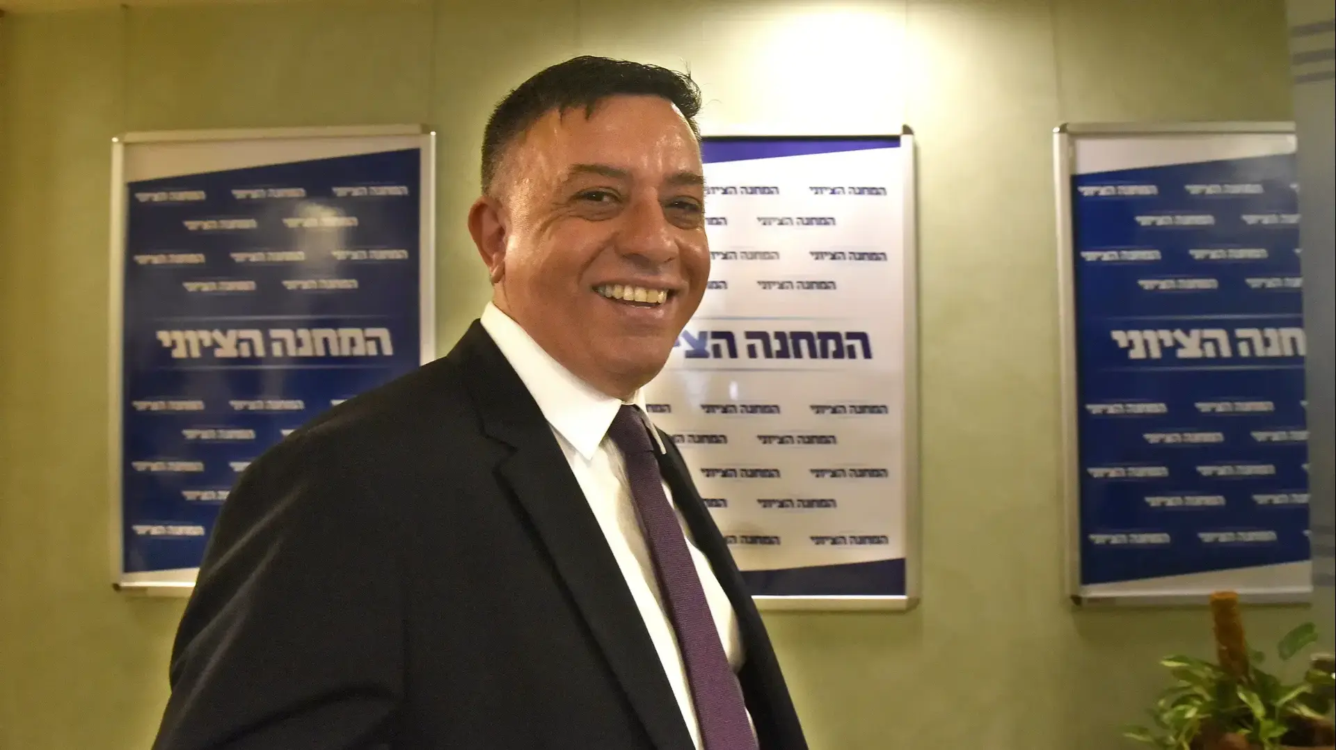 אבי גבאי באירוע חילופי יו"ר במפלגת העבודה 12 ביולי 2017 אבי גבאי באירוע חילופי יו"ר במפלגת העבודה 12 ביולי 2017