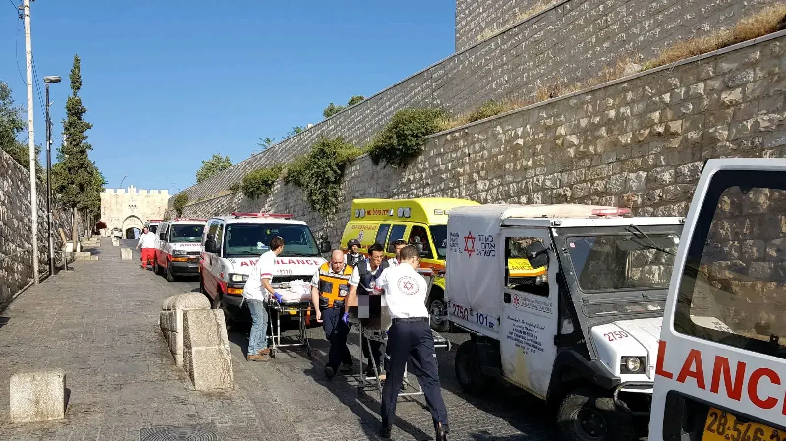 זירת פיגוע ירי בשער האריות שבירושלים. 14 ביולי 2017 זירת פיגוע ירי בשער האריות שבירושלים. 14 ביולי 2017