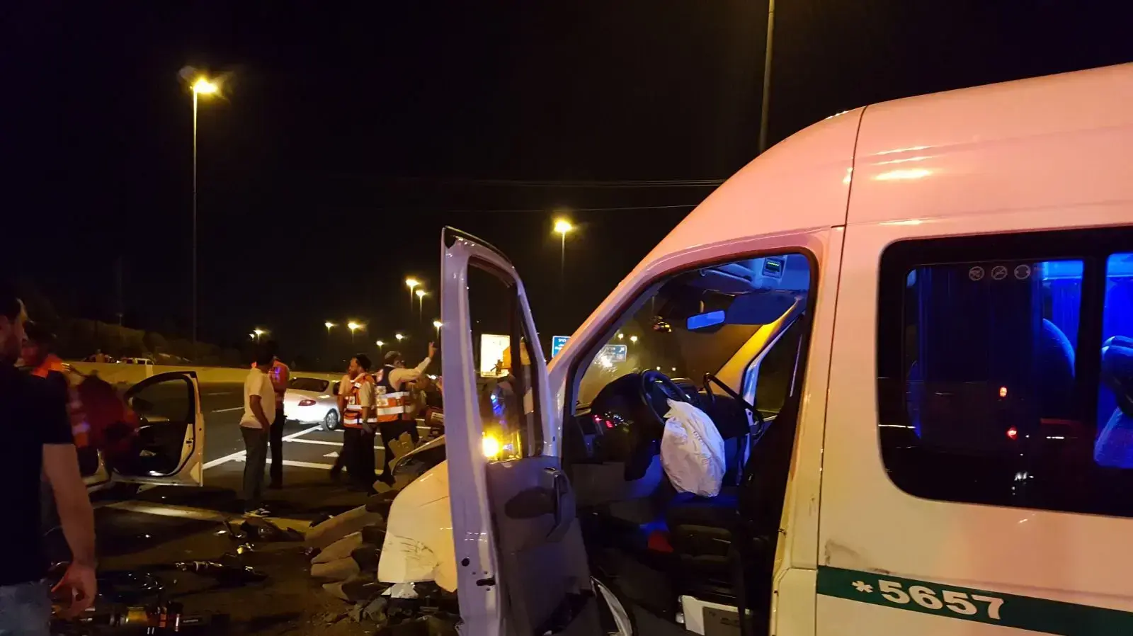 11 פצועים בתאונת מיניבוס בכביש 1 סמוך למחלף ענבה. 14 ביולי 2017 11 פצועים בתאונת מיניבוס בכביש 1 סמוך למחלף ענבה. 14 ביולי 2017