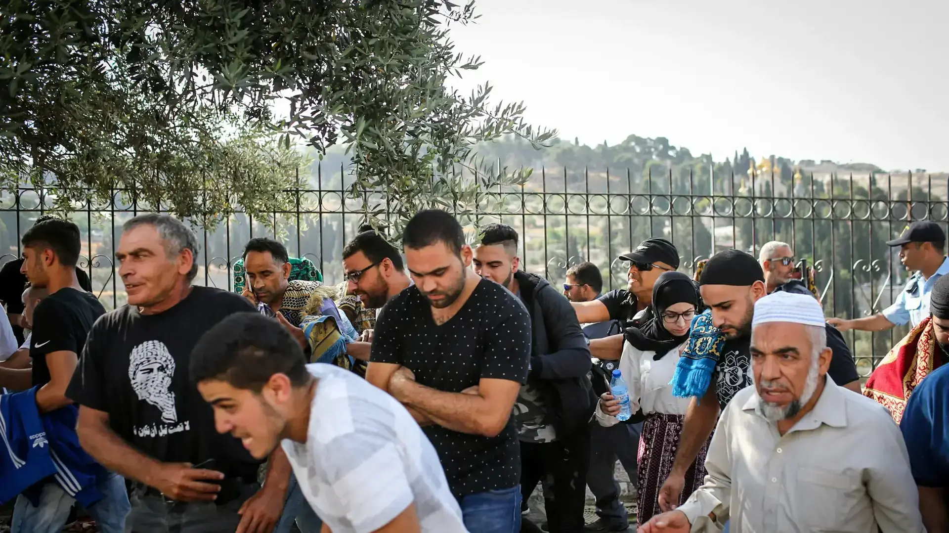 כוחות משטרה ומג"ב בשער האריות בעיר העתיקה בירושלים, 21 ביולי 2017 כוחות משטרה ומג"ב בשער האריות בעיר העתיקה בירושלים, 21 ביולי 2017