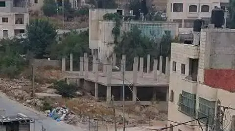 פשיטה על ביתו של המחבל שביצע את הפיגוע בחלמיש אמש, עומר עבד אל-ג'ליל 22 ביולי 2017