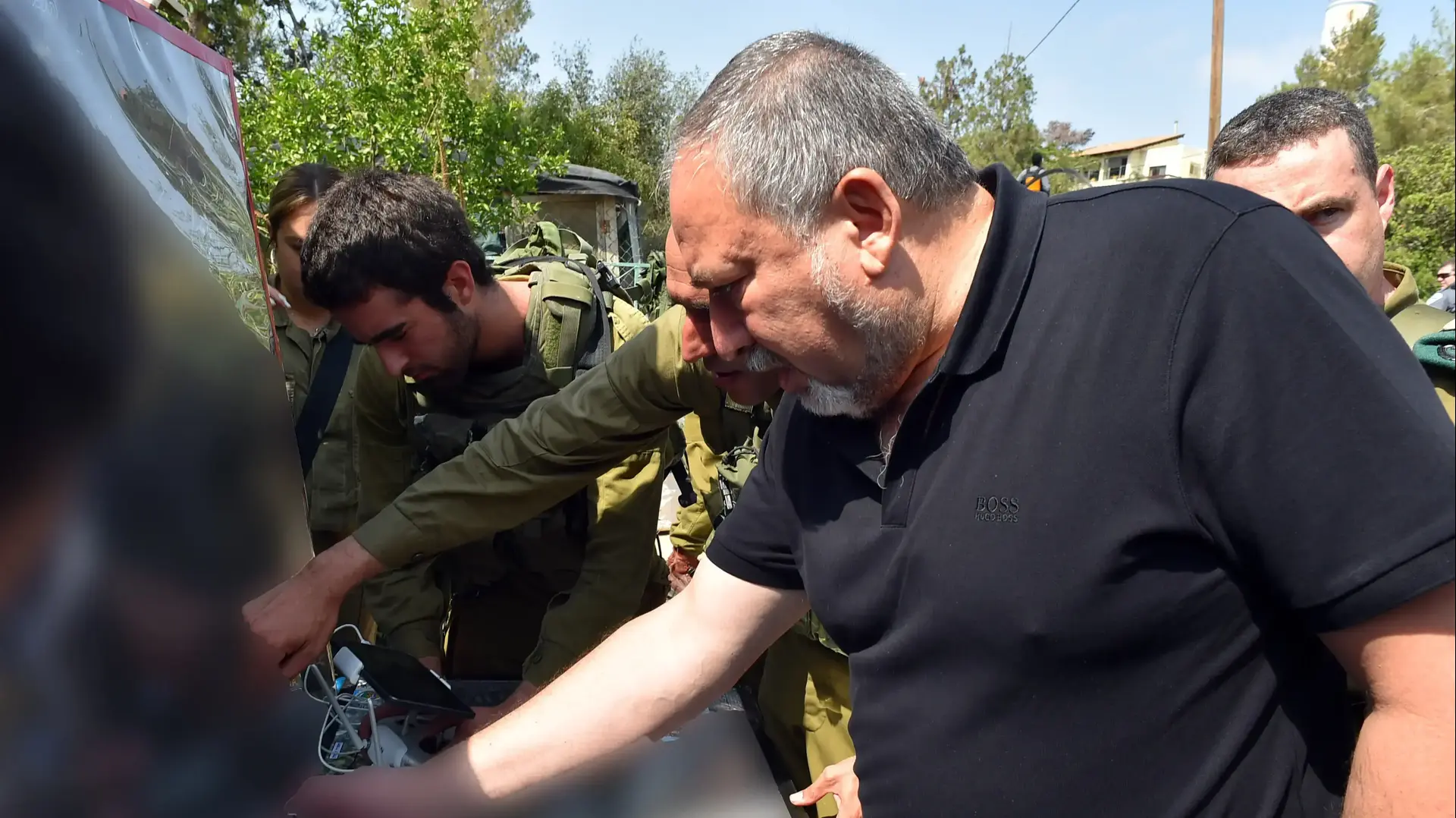שר הביטחון אביגדור ליברמן בסיור בחלמיש, 22 ביולי 2017 שר הביטחון אביגדור ליברמן בסיור בחלמיש, 22 ביולי 2017