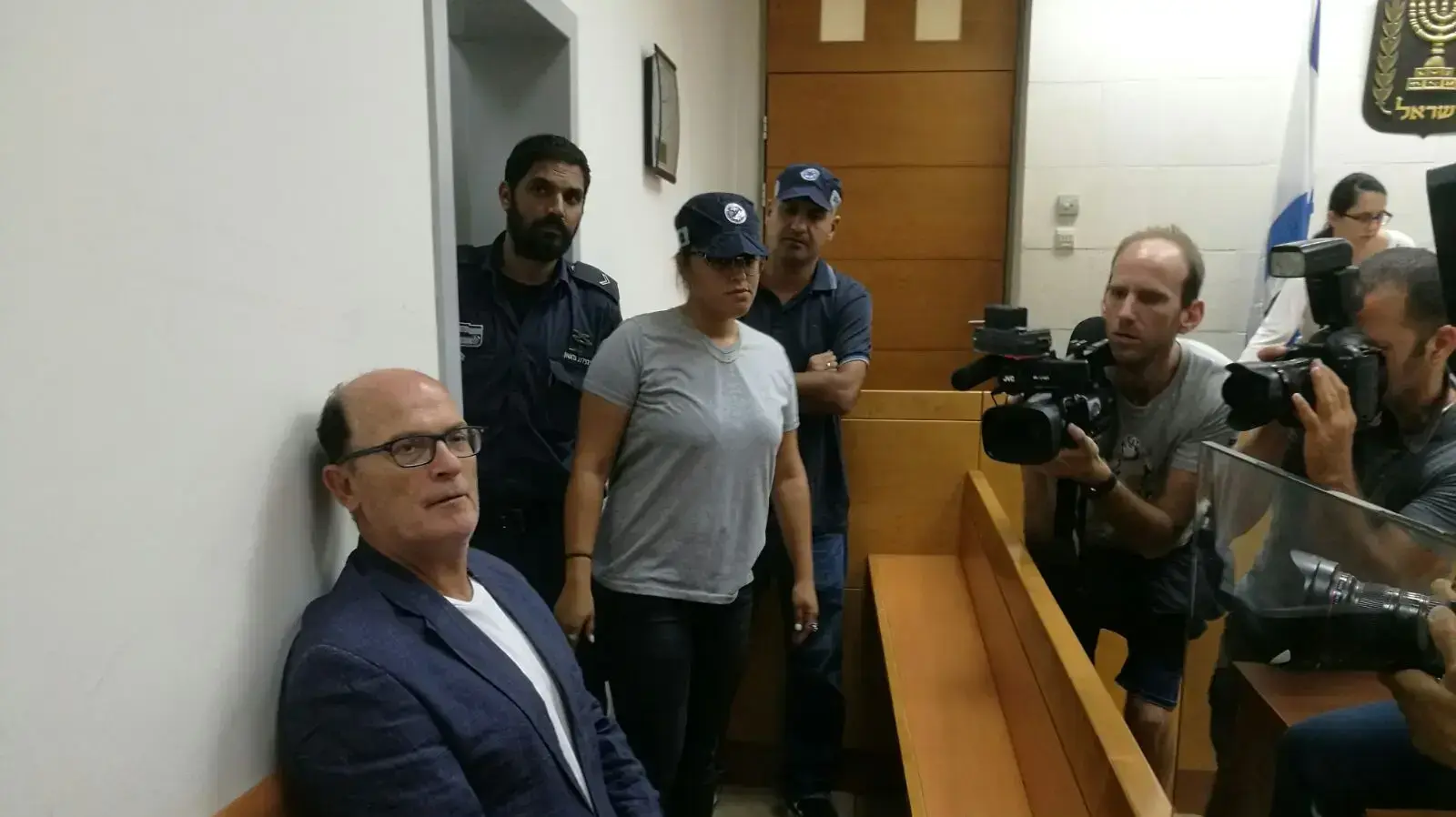 אבריאל בר יוסף בדיון בעניינו בבית משפט השלום ראשון 
