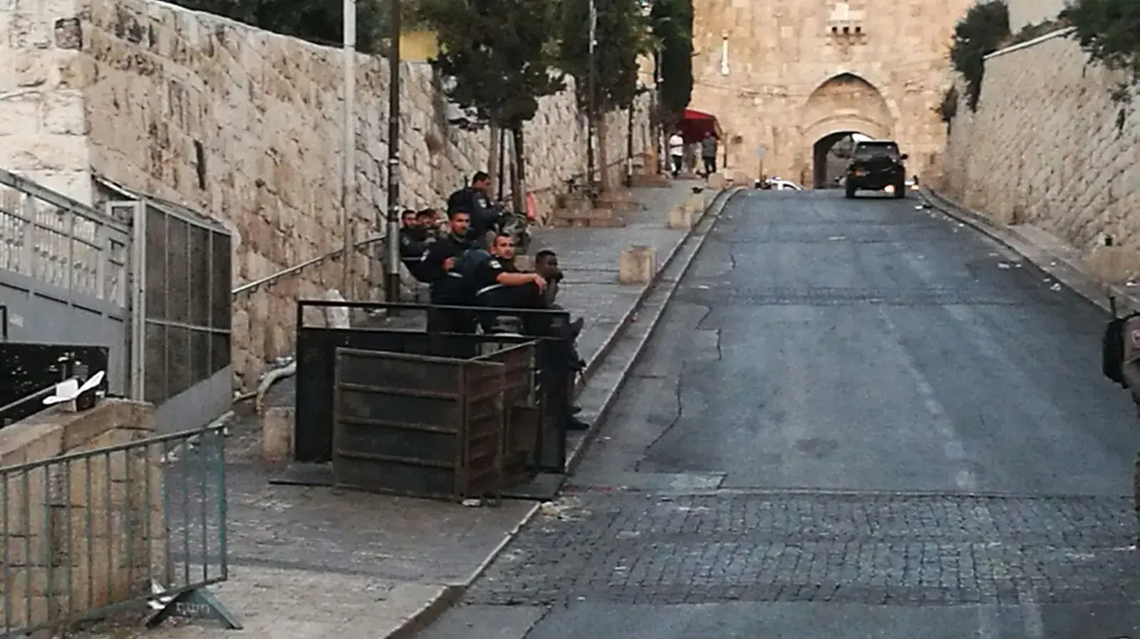 הכניסה להר הבית לאחר הסרת המגנומטרים. 25 ביולי 2017 הכניסה להר הבית לאחר הסרת המגנומטרים. 25 ביולי 2017