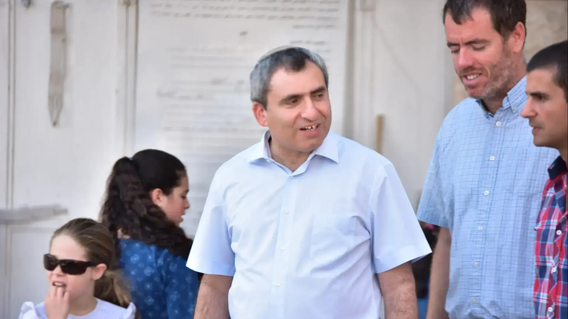 זאב אלקין בבית המכפלה, חברון, 26 ביולי 2017 זאב אלקין בבית המכפלה, חברון, 26 ביולי 2017