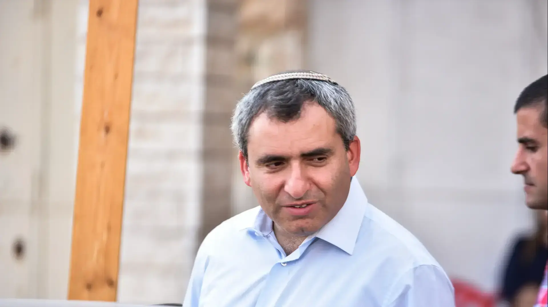 זאב אלקין בבית המכפלה, חברון, 26 ביולי 2017 זאב אלקין בבית המכפלה, חברון, 26 ביולי 2017