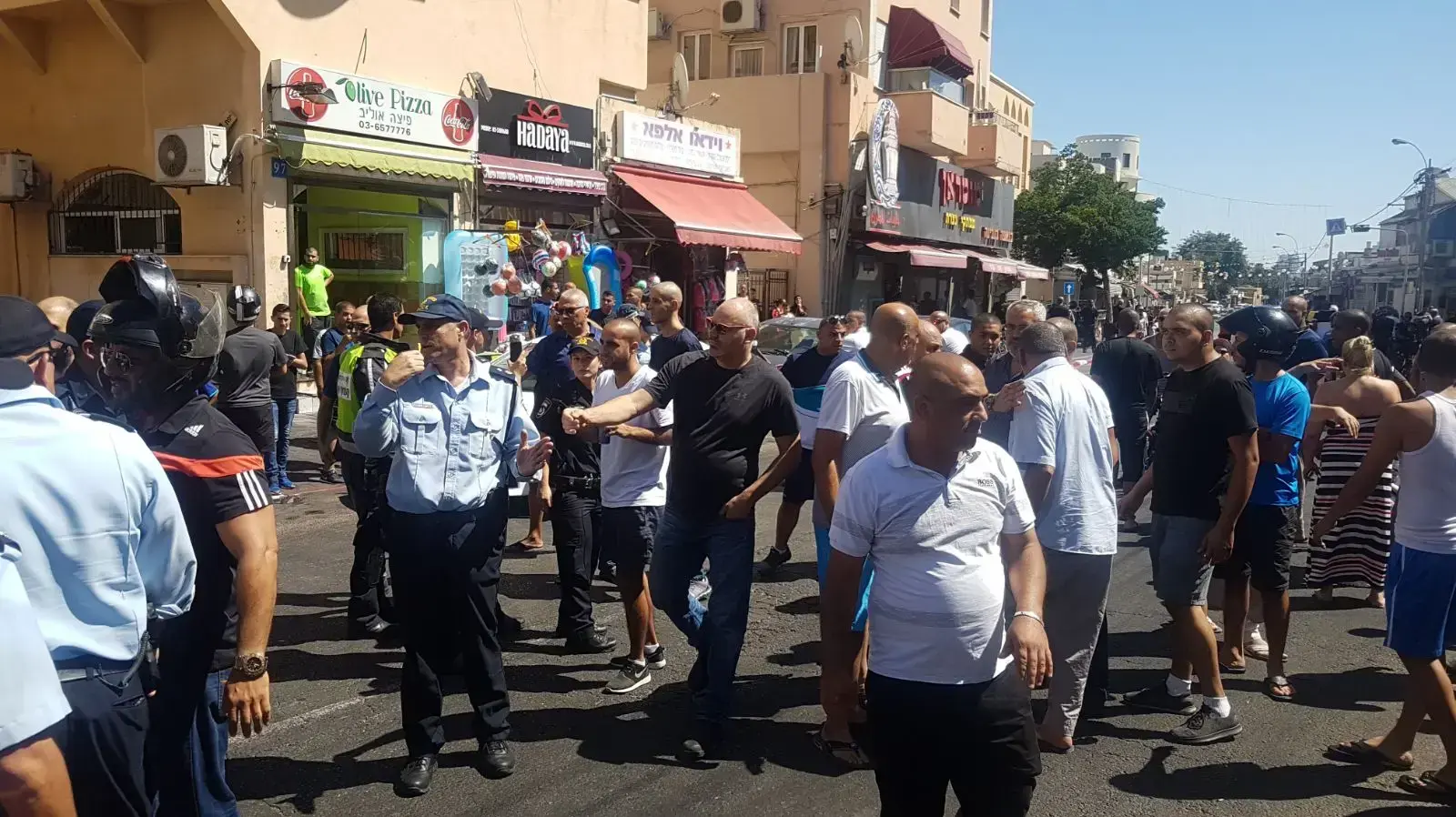 הפגנה ביפו במחאה על ירי שוטרים בצעיר בן 20, יולי 2017