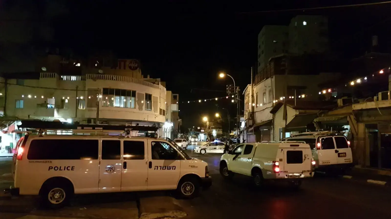 הערכות לקראת הלווית הצעיר שנהרג על-ידי המשטרה ביפו 29 ביולי 2017 הערכות לקראת הלווית הצעיר שנהרג על-ידי המשטרה ביפו 29 ביולי 2017