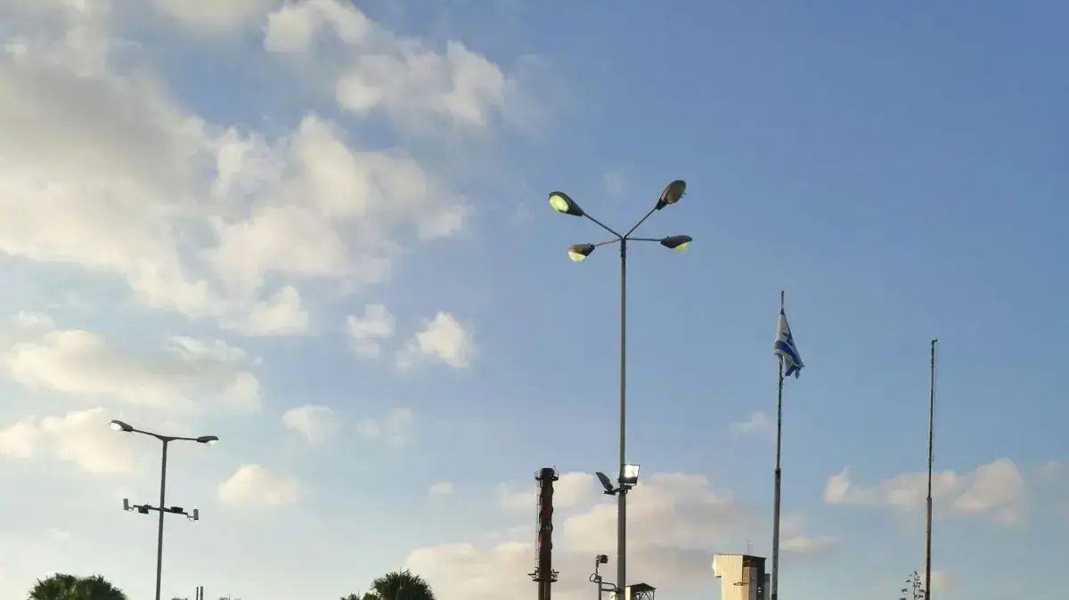 עובדי חיפה כימיקלים מקיימים קבלת שבת במפעל שצפוי להיסגר, 4 אוגוסט 2017 עובדי חיפה כימיקלים מקיימים קבלת שבת במפעל שצפוי להיסגר, 4 אוגוסט 2017