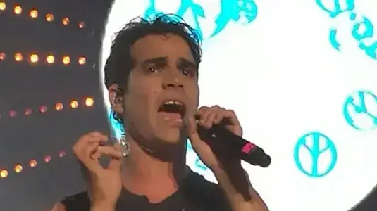אביב גפן בהופעה בקיסריה