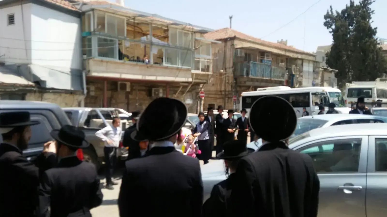 מהומה בזמן ביקור אביגדור ליברמן במאה שערים. 8 באוגוסט 2017 מהומה בזמן ביקור אביגדור ליברמן במאה שערים. 8 באוגוסט 2017