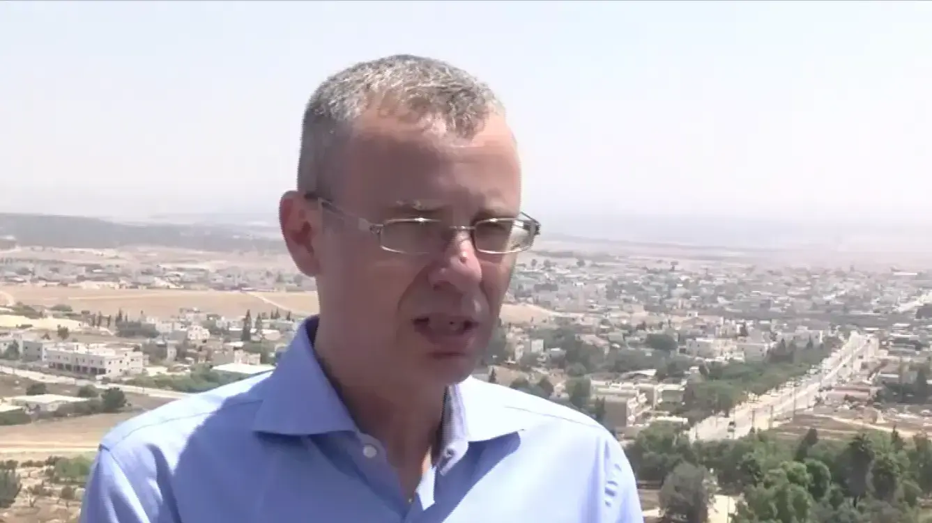 מפגש בלקיה אצל "רקמת המדבר בנוכחות אורי אריאל ושר התיירות יריב לוין מפגש בלקיה אצל "רקמת המדבר בנוכחות אורי אריאל ושר התיירות יריב לוין