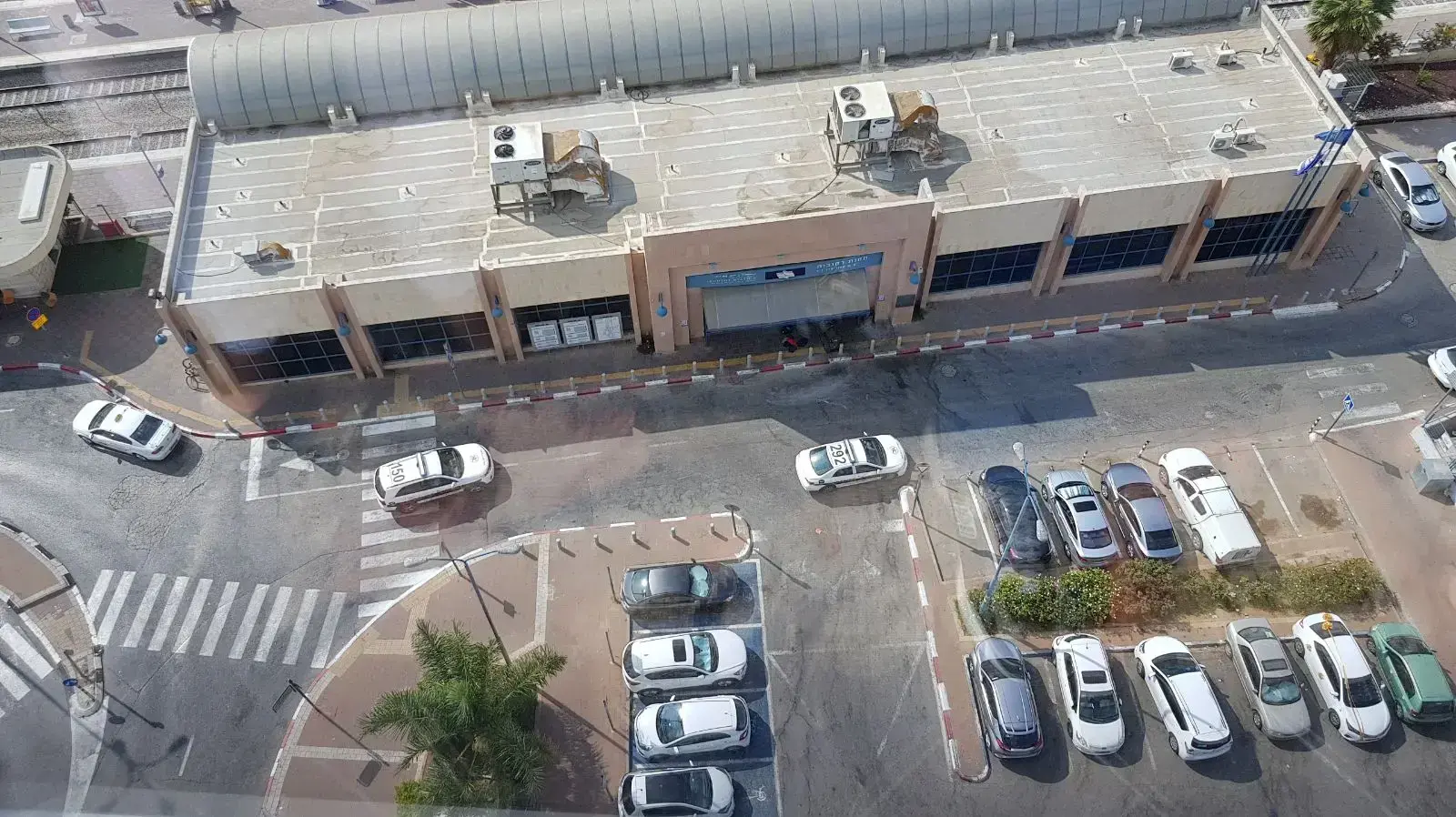 תחנת הרכבת ברחובות מפונה בעקבות חשש לחפץ חשוד 16 באוגוסט 2017 תחנת הרכבת ברחובות מפונה בעקבות חשש לחפץ חשוד 16 באוגוסט 2017