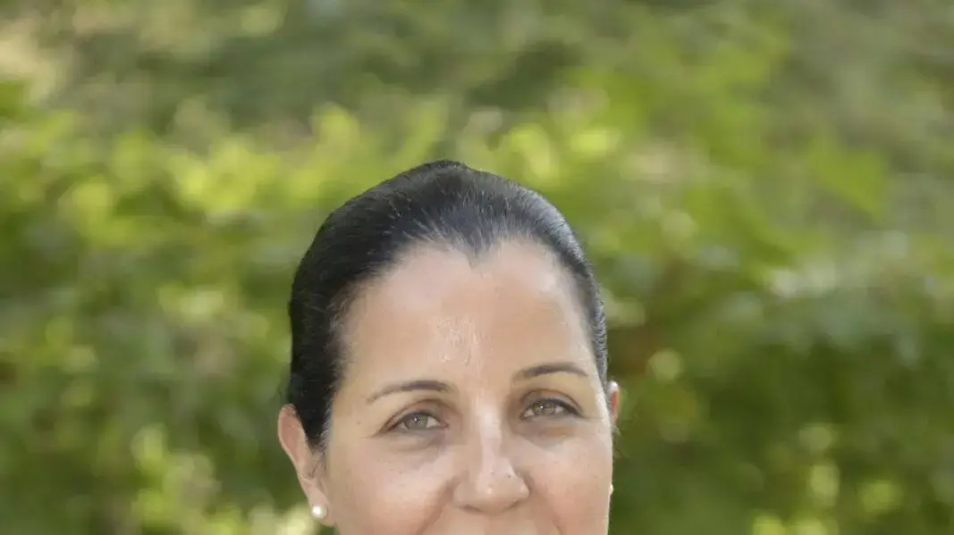 דר? גלית שאול, עו?ד, מנכלית מרכז רקמן לקדום מעמד האשה, אוניברסיטת בר אילן 16 דר? גלית שאול, עו?ד, מנכלית מרכז רקמן לקדום מעמד האשה, אוניברסיטת בר אילן 16
