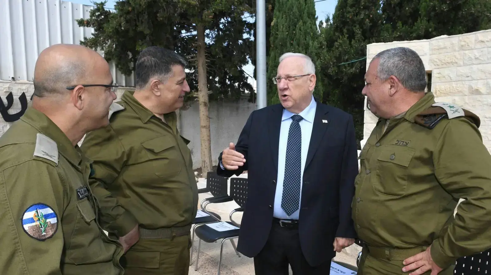 נשיא המדינה ערך היום סיור צבאי עם הרמטכ"ל והמתפ"ש במנהל האזרחי באיו"ש 16.8.17 נשיא המדינה ערך היום סיור צבאי עם הרמטכ"ל והמתפ"ש במנהל האזרחי באיו"ש 16.8.17