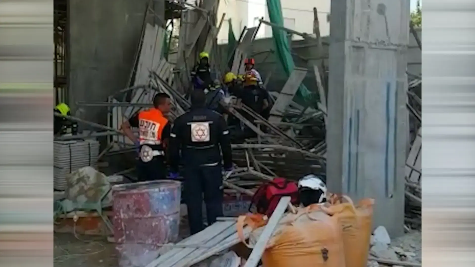 שלושה פועלי בניין נהרגו בתאונות שונות בנהריה, ראש העין ומחלף חוף השרון