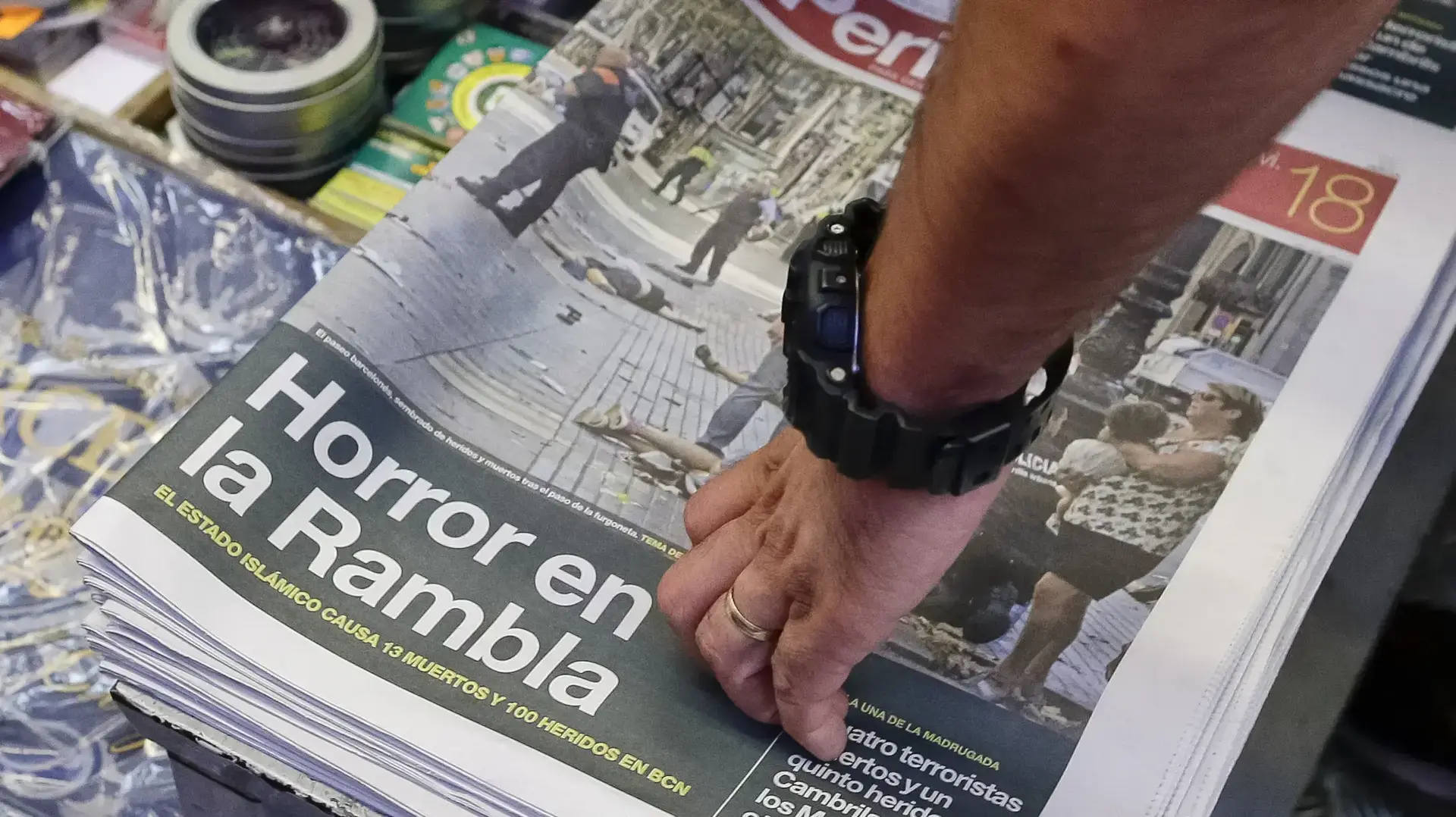 כותרות העיותונים בספרד יום לאחר מתקפת הטרור 18.8.17 כותרות העיותונים בספרד יום לאחר מתקפת הטרור 18.8.17