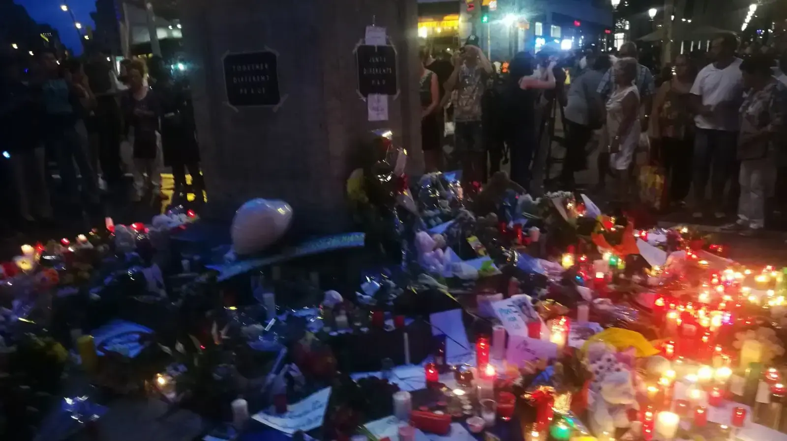 כיכר קטלוניה בברצלונה, אוגוסט 2017 כיכר קטלוניה בברצלונה, אוגוסט 2017
