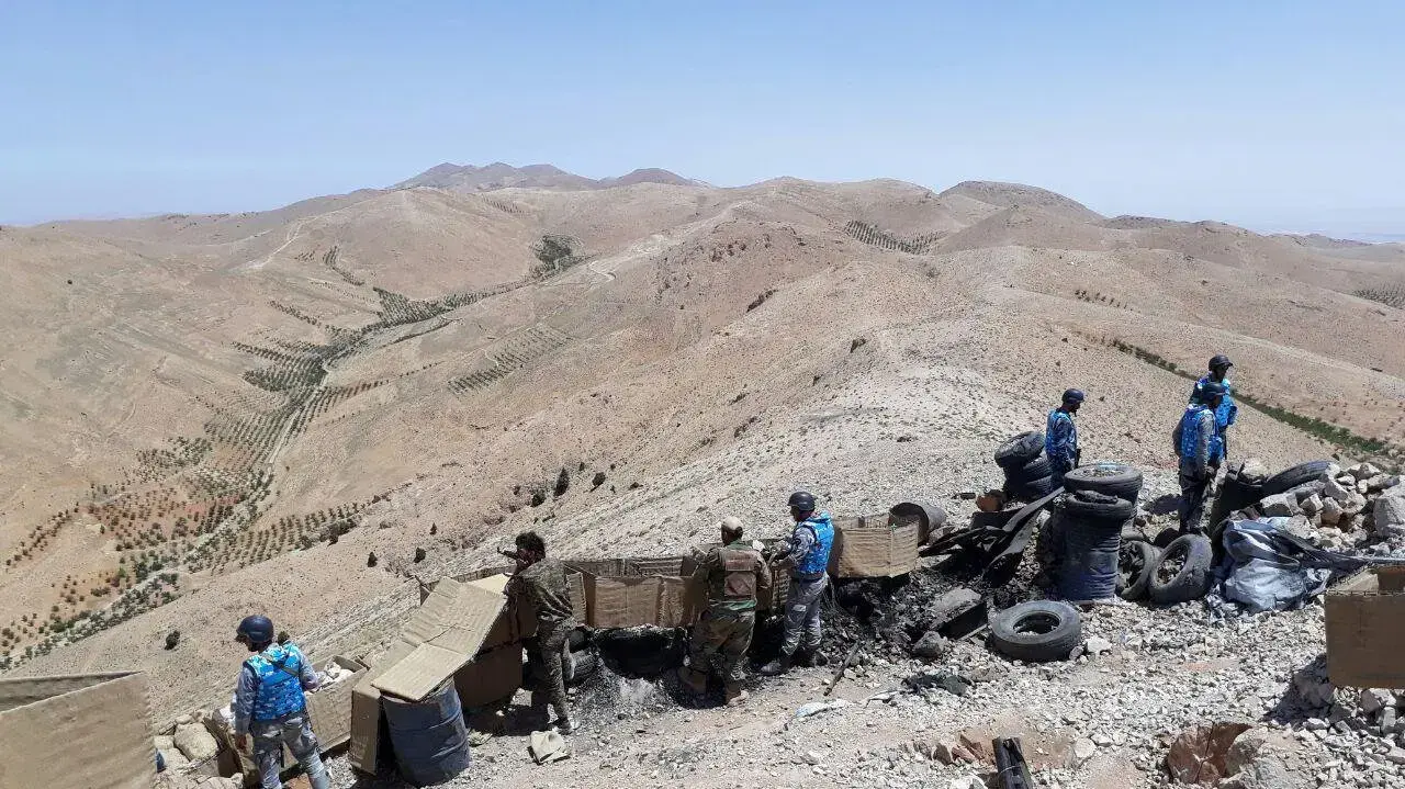 כוחות חיזבאללה בעמדה בהרי הקלמון