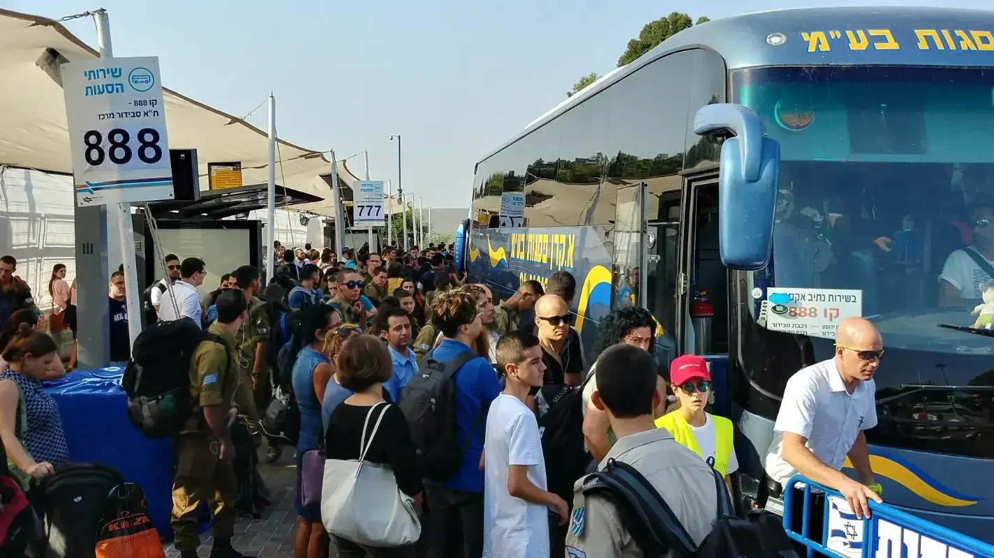 עומסים בתחנת הרכבת בית יהושע עקב עבודות ברכב, בוקר יום ראשון 20 באוגוסט 2017