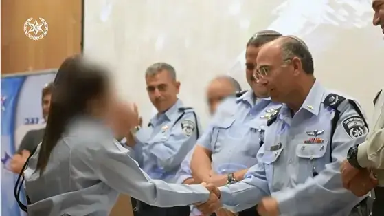עם הסרת צו איסור פרסום שמות הקורבנות בפרשיית הפדופילים, חושפת משטרת ישראל כי מדובר בפעילות יזומה במתווה הפעלת סוכנת משטרתית עם הסרת צו איסור פרסום שמות הקורבנות בפרשיית הפדופילים, חושפת משטרת ישראל כי מדובר בפעילות יזומה במתווה הפעלת סוכנת משטרתית