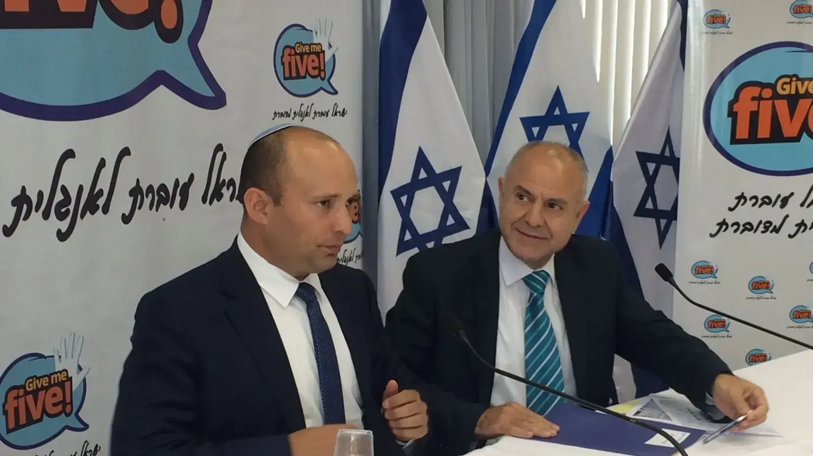 שר החיינוך, נפתלי בנט, שמואל אבואב, מנכ"ל משרד החינוך שר החיינוך, נפתלי בנט, שמואל אבואב, מנכ"ל משרד החינוך