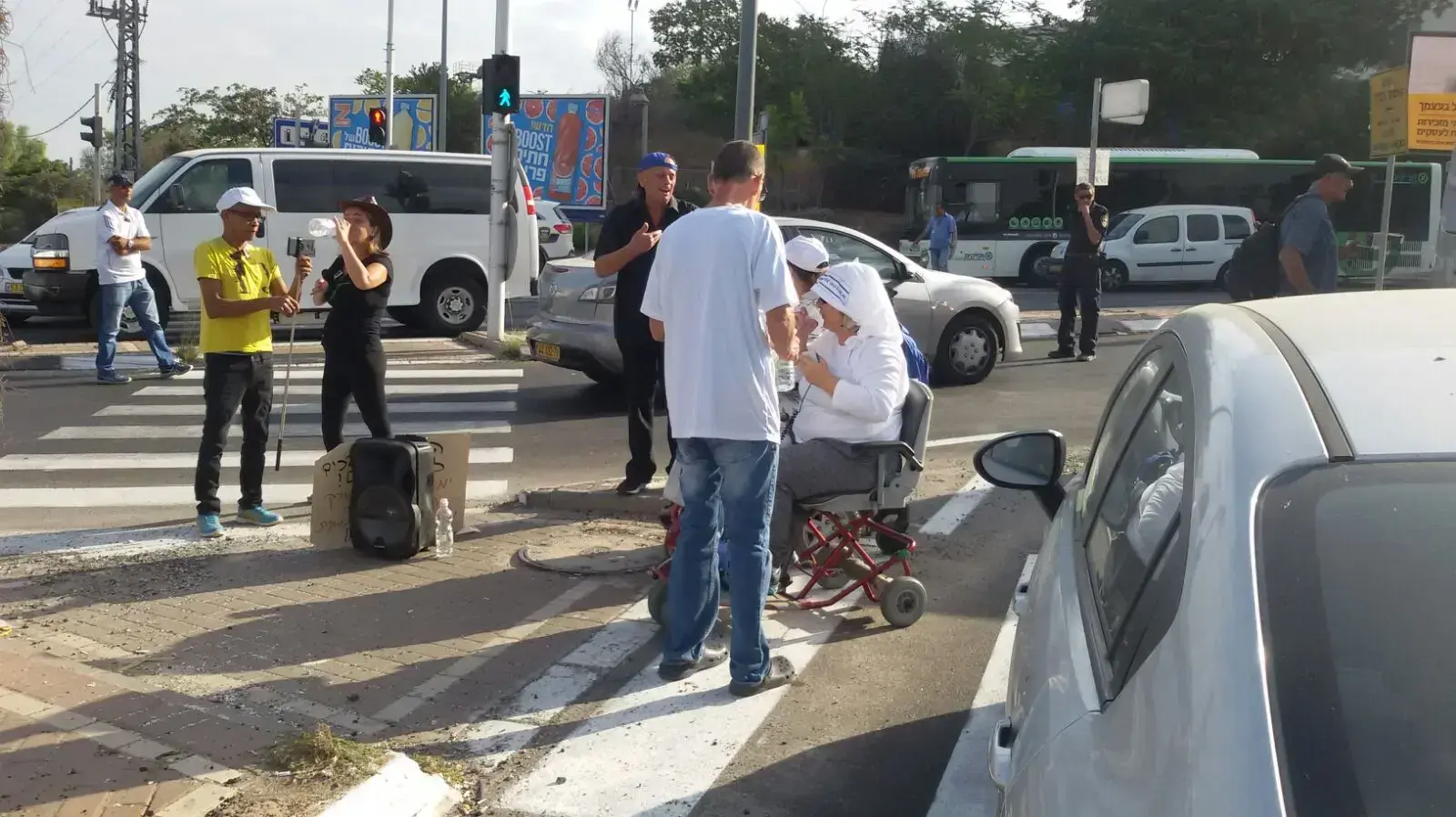מחאת הנכים בראש העין הבוקר, 31 באוגוסט 2017 מחאת הנכים בראש העין הבוקר, 31 באוגוסט 2017