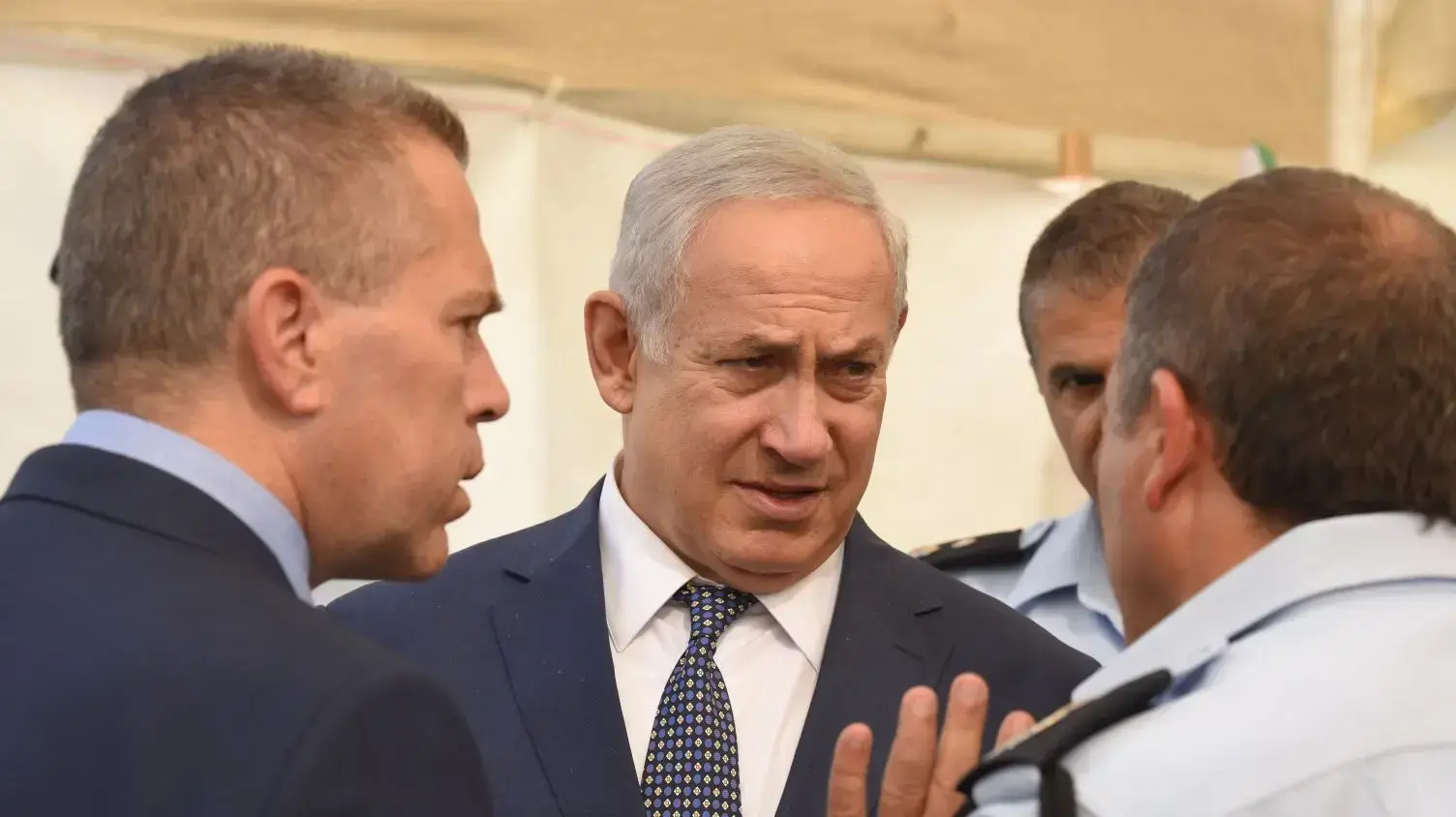 סיור של רה"מ בדרום תל אביב 31.8.17 סיור של רה"מ בדרום תל אביב 31.8.17