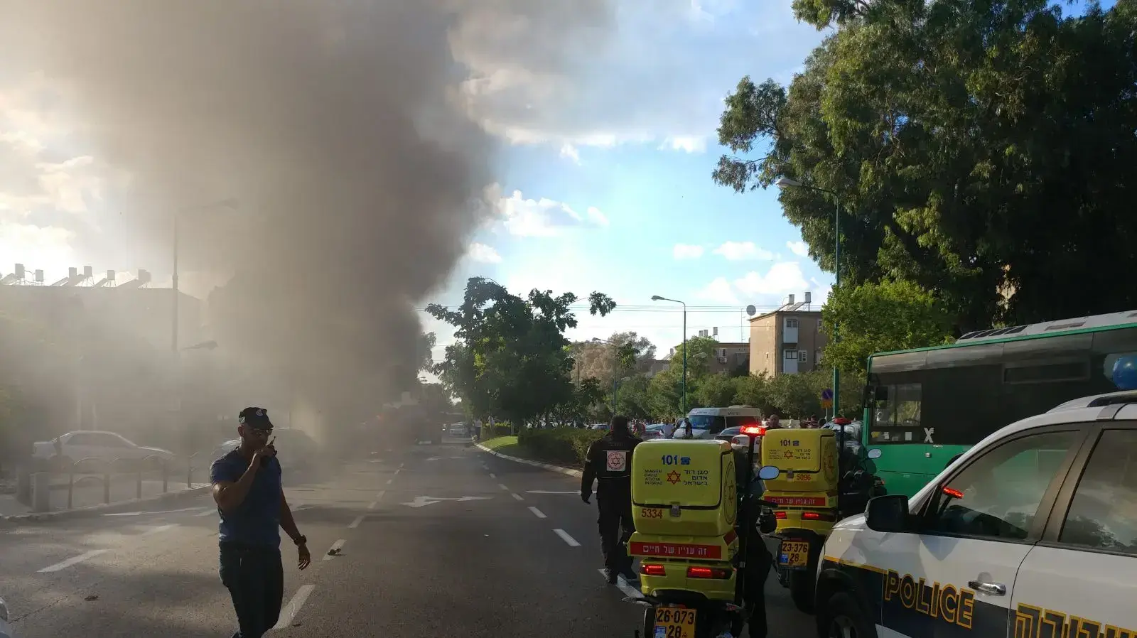 רכב שעולה באש בקריית חיים 31.8.17 רכב שעולה באש בקריית חיים 31.8.17