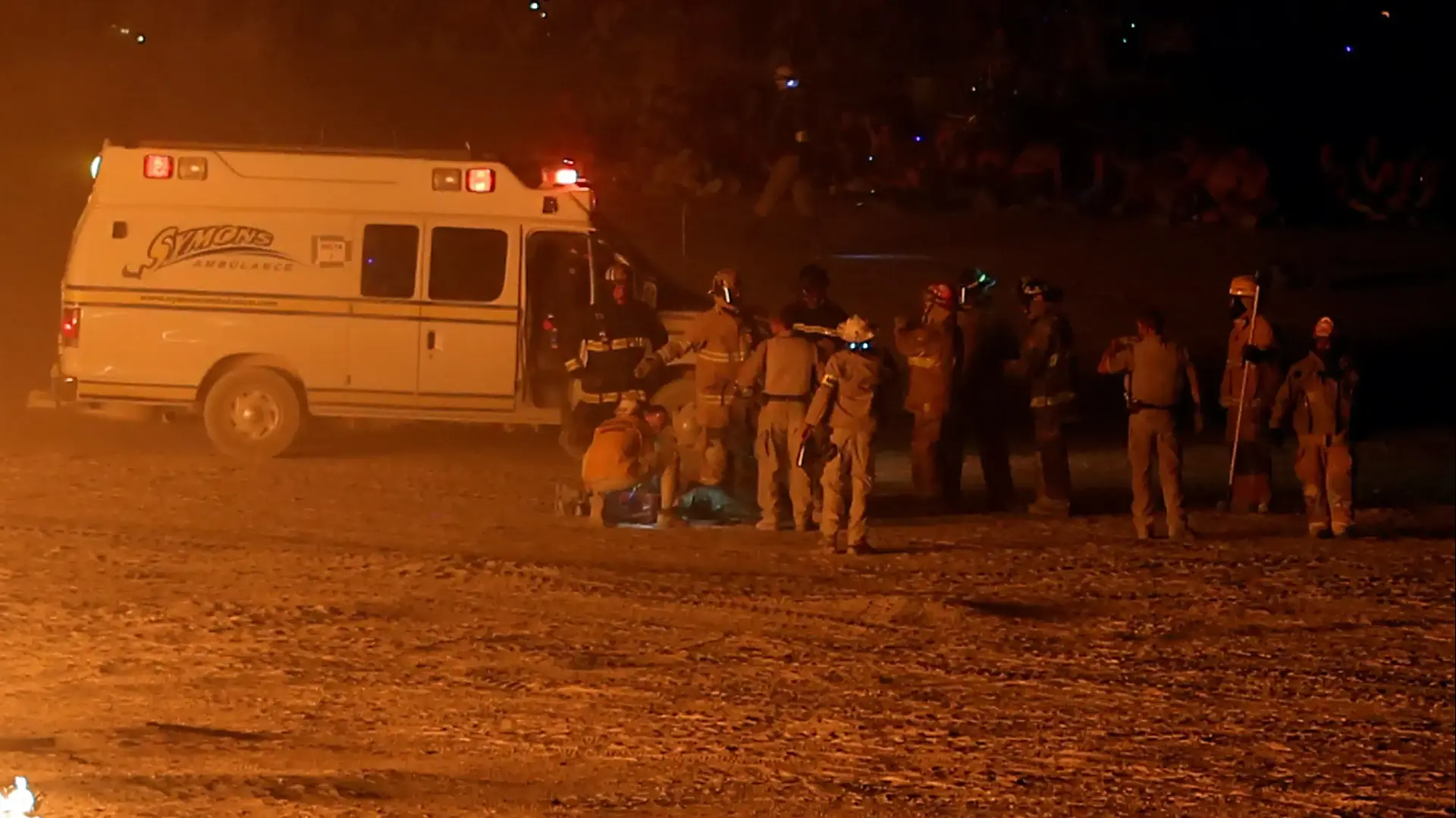 אדם נשרף למוות לאחר שרץ לתוך פסל בוער בפסטיבל "ברנינג מן" בנבאדה. 3 בספטמבר 2017 אדם נשרף למוות לאחר שרץ לתוך פסל בוער בפסטיבל "ברנינג מן" בנבאדה. 3 בספטמבר 2017
