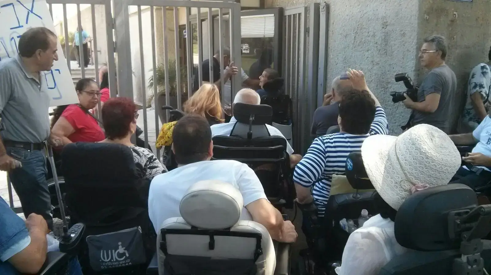 הפגנת נכים בתל אביב 4.9.17 הפגנת נכים בתל אביב 4.9.17