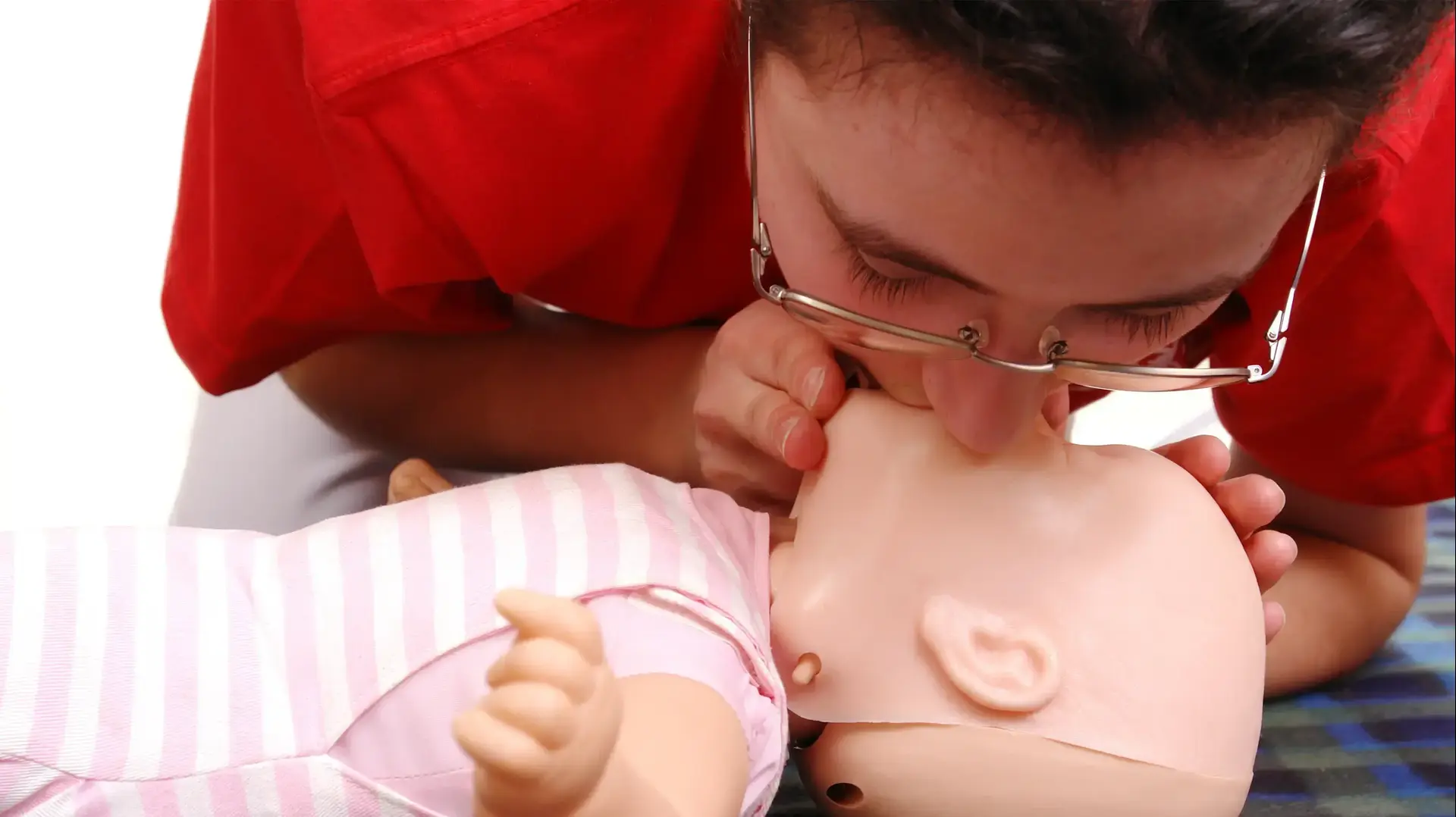 החייאת תינוקות החייאת תינוקות