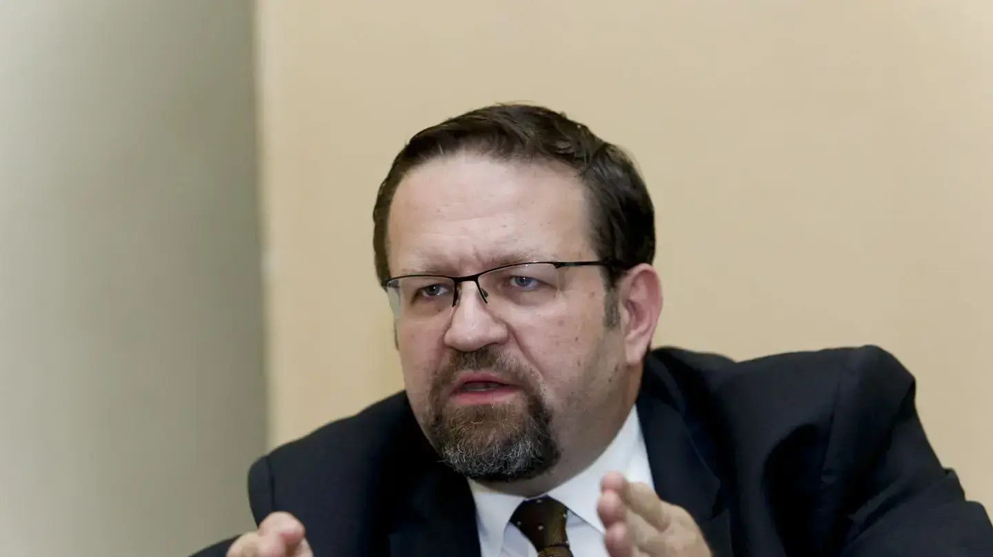 סבסטיאן גורקה יועצו לשעבר של דונלד טראמפ נשיא ארה"ב בראיון לוואלה, 11 בספטמבר 2017 סבסטיאן גורקה יועצו לשעבר של דונלד טראמפ נשיא ארה"ב בראיון לוואלה, 11 בספטמבר 2017