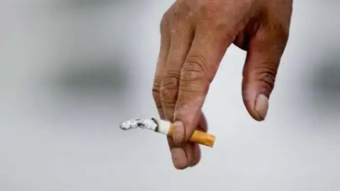 עישון סיגריה עישון סיגריה