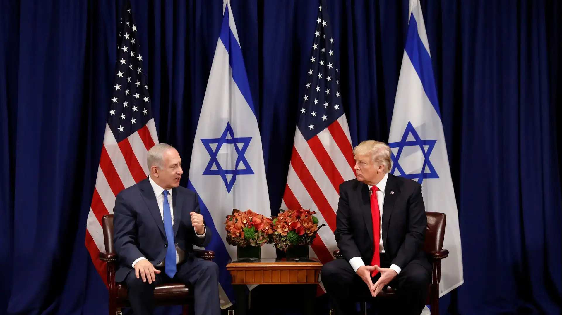 ראש הממשלה בנימין נתניהו ונשיא ארה"ב דונלד טראמפ בפתח פגישתם בניו יורק ראש הממשלה בנימין נתניהו ונשיא ארה"ב דונלד טראמפ בפתח פגישתם בניו יורק