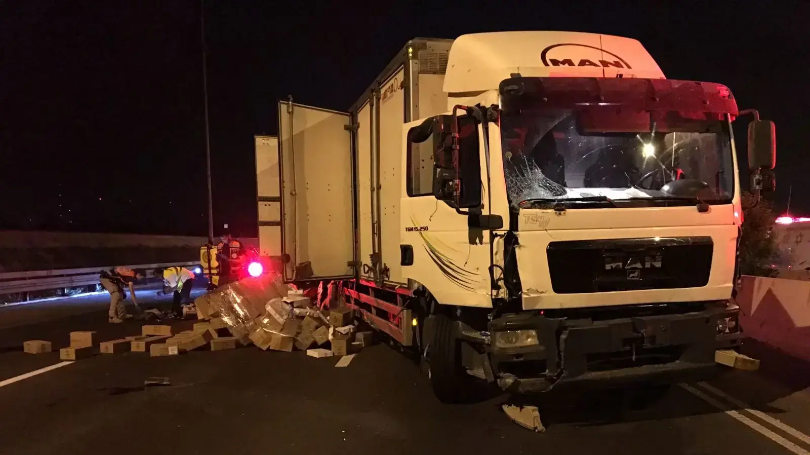 שלוש צעירים נהרגו בתאונת דרכים בכביש 4 שלוש צעירים נהרגו בתאונת דרכים בכביש 4