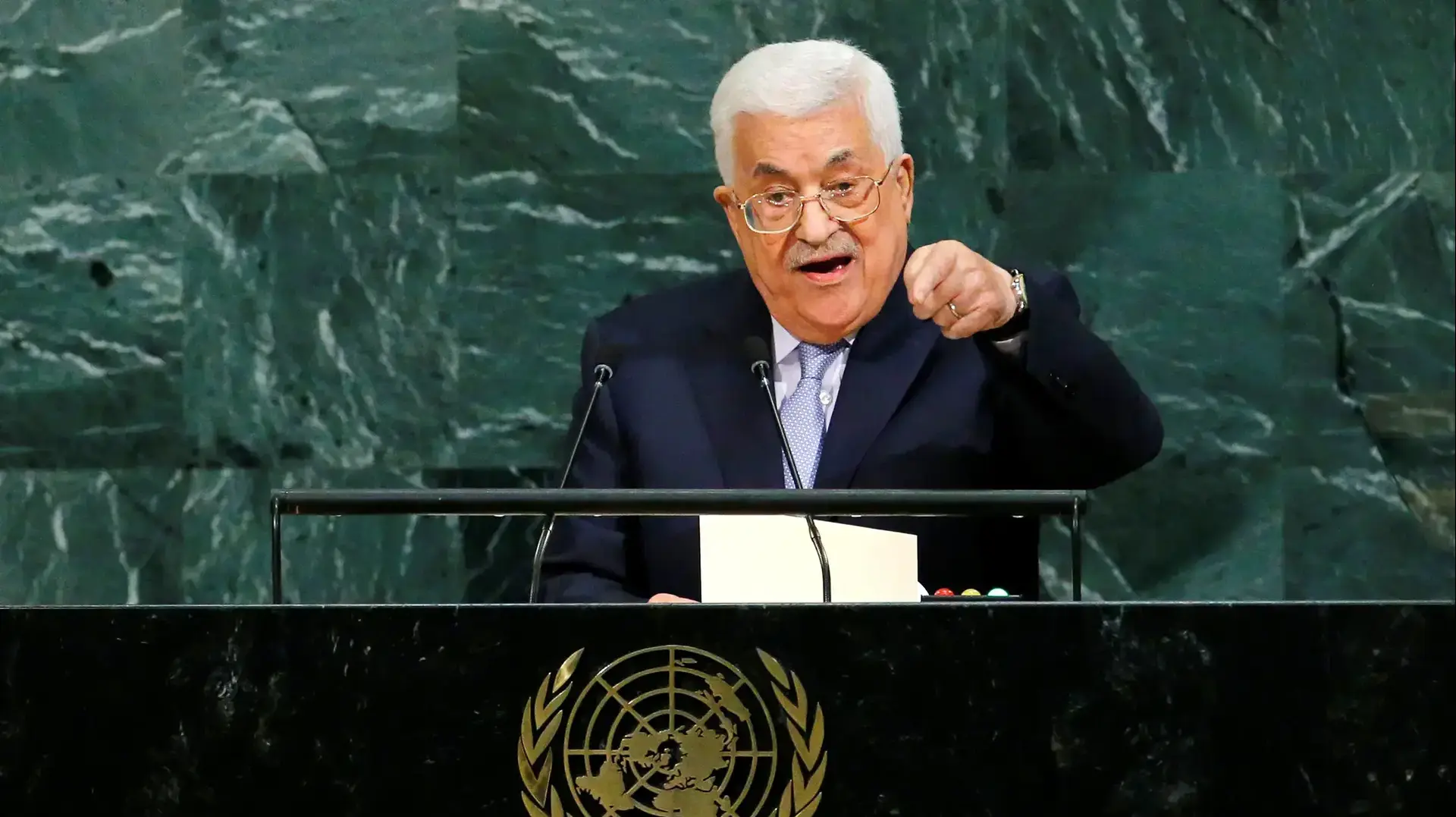 יו"ר הרשות הפלסטינית אבו מאזן נואם בעצרת הכללית של האו"ם, ספטמבר 2017 יו"ר הרשות הפלסטינית אבו מאזן נואם בעצרת הכללית של האו"ם, ספטמבר 2017