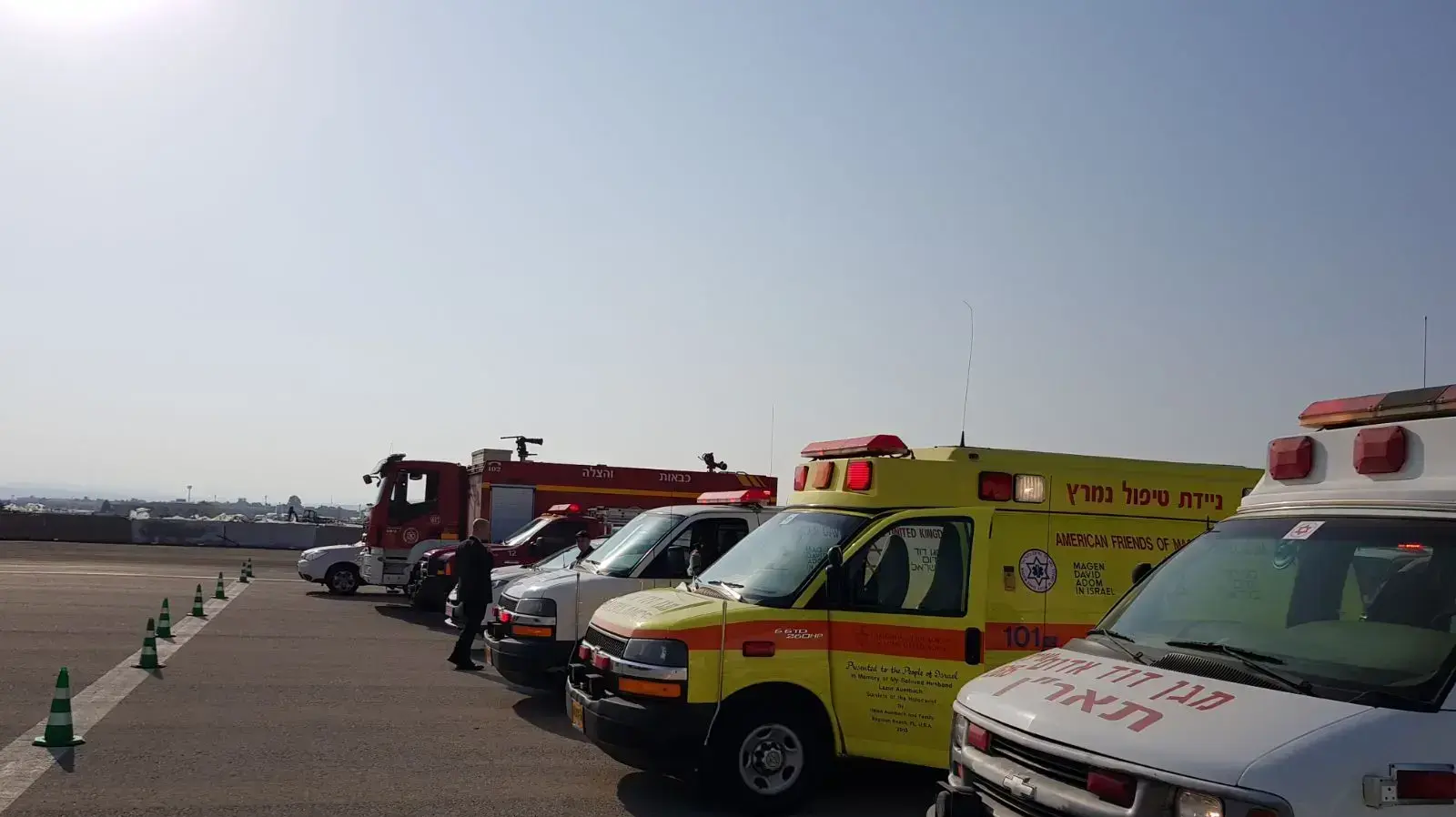 מטוס מבצע נחיתת חירום בנתב"ג 21.9.17 מטוס מבצע נחיתת חירום בנתב"ג 21.9.17