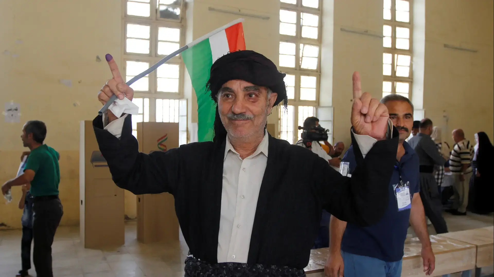 מצביעים במשאל העם של הכורדים 25 בספטמבר 2017 מצביעים במשאל העם של הכורדים 25 בספטמבר 2017