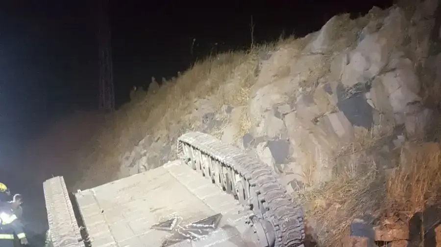 התהפכות תותח מתנייע בתאונת אימונים ברמת הגולן התהפכות תותח מתנייע בתאונת אימונים ברמת הגולן