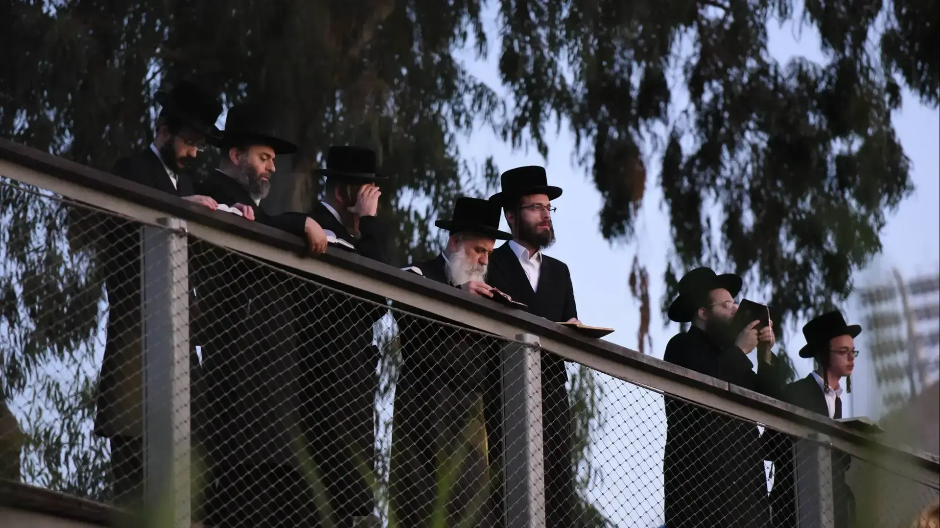 מנהג תשליך בנהר הירקון בתל אביב ביום הכיפורים התשע"ח, 28 בספטמבר 2017 מנהג תשליך בנהר הירקון בתל אביב ביום הכיפורים התשע"ח, 28 בספטמבר 2017