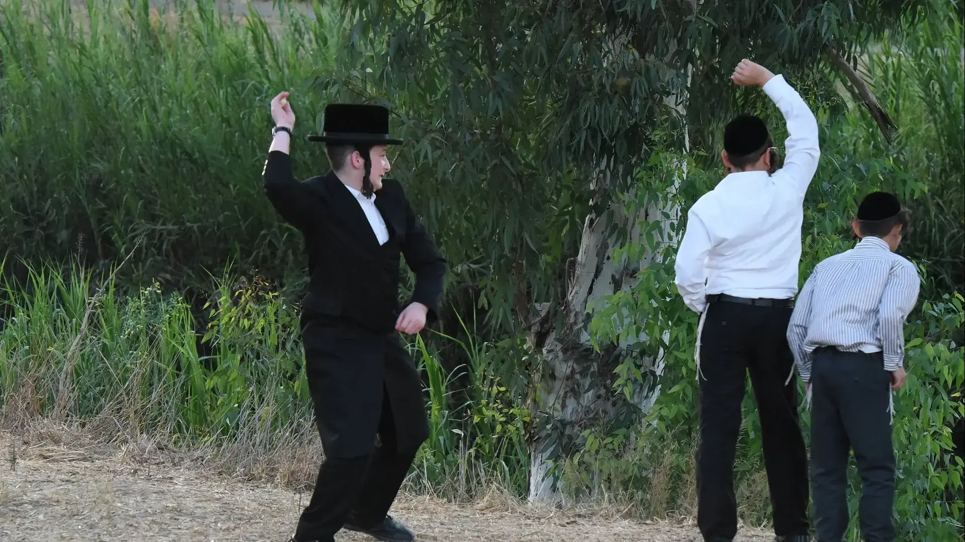 מנהג תשליך בנהר הירקון בתל אביב ביום הכיפורים התשע"ח, 28 בספטמבר 2017 מנהג תשליך בנהר הירקון בתל אביב ביום הכיפורים התשע"ח, 28 בספטמבר 2017