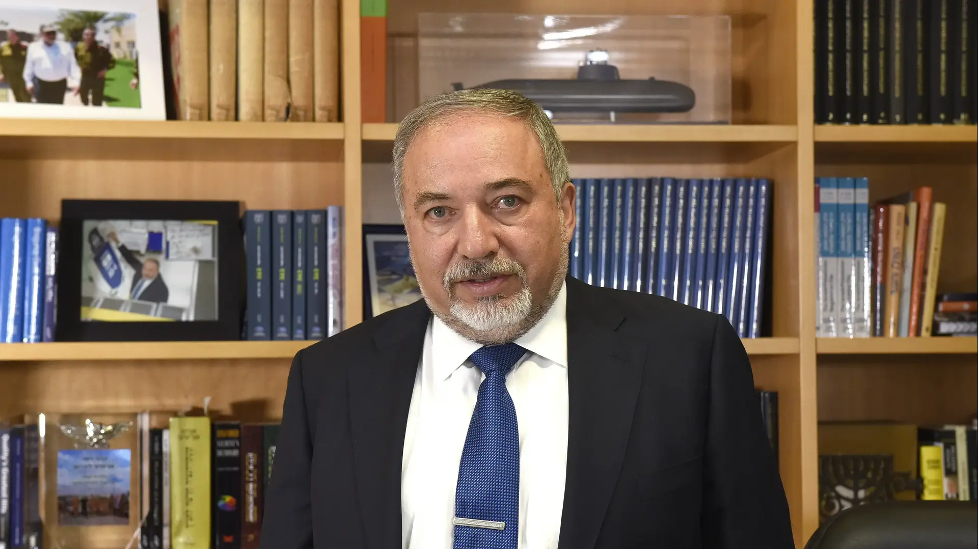 ראיון של שר הביטחון אביגדור ליברמן לוואלה!NEWS ראיון של שר הביטחון אביגדור ליברמן לוואלה!NEWS