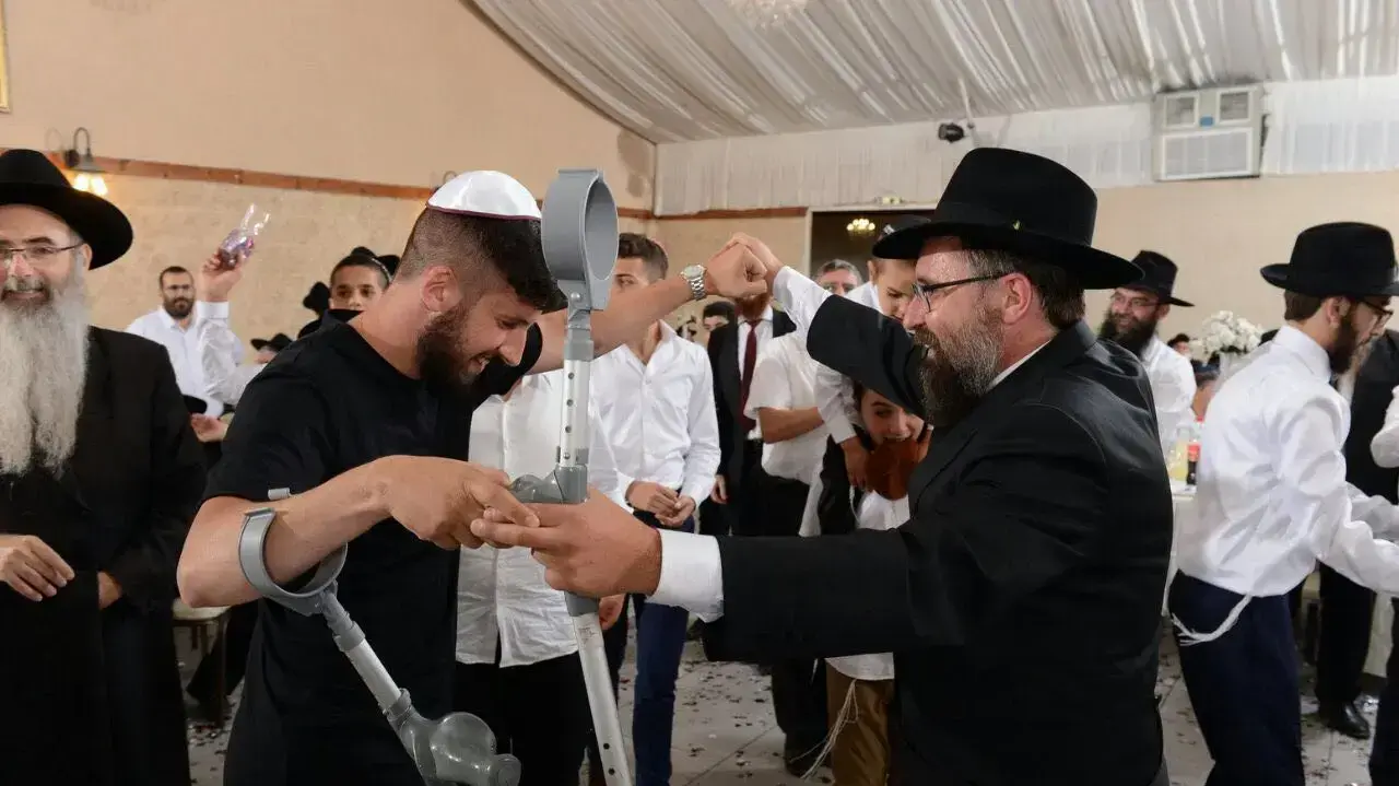 ירין אשכנזי לוחם גבעתי שנפצע אנושות והשתקם בעזרת אימוני אגרוף ירין אשכנזי לוחם גבעתי שנפצע אנושות והשתקם בעזרת אימוני אגרוף