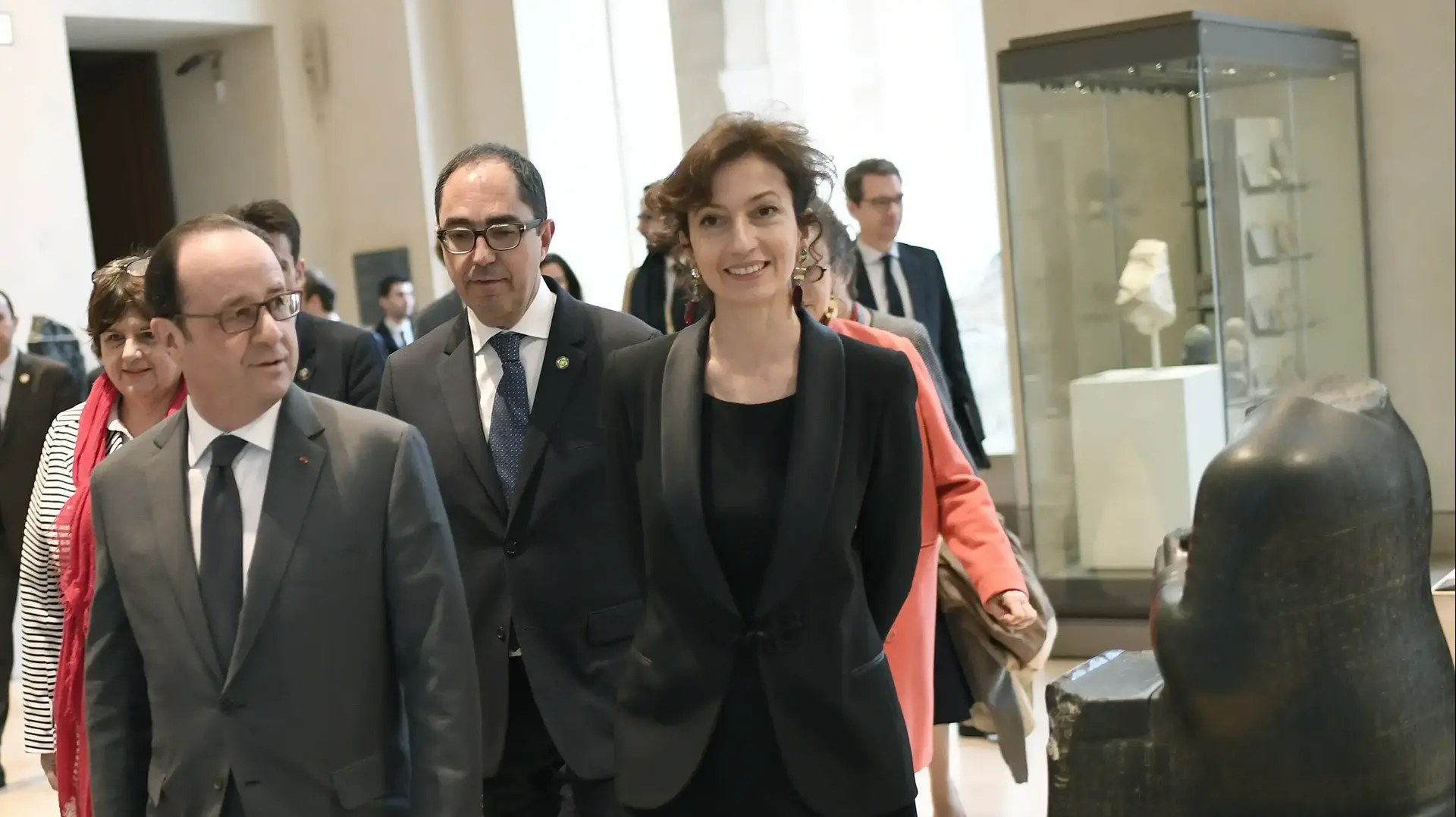 מנכ"לית אונסק"ו אודרה אזולאי עם הנשיא לשעבר פרנסואה הולנד מנכ"לית אונסק"ו אודרה אזולאי עם הנשיא לשעבר פרנסואה הולנד