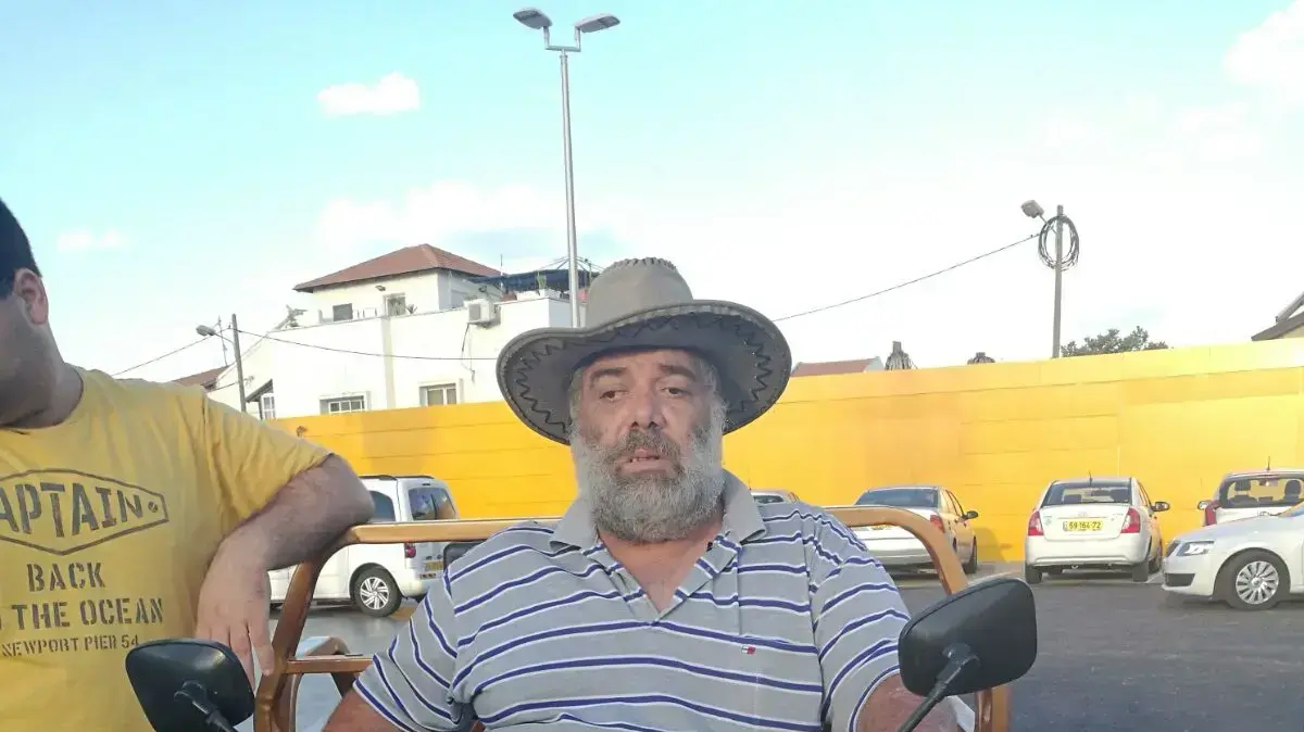 מחאת הנכים בצומת נתניה בכביש החוף 15 באוקטובר 2017 מחאת הנכים בצומת נתניה בכביש החוף 15 באוקטובר 2017