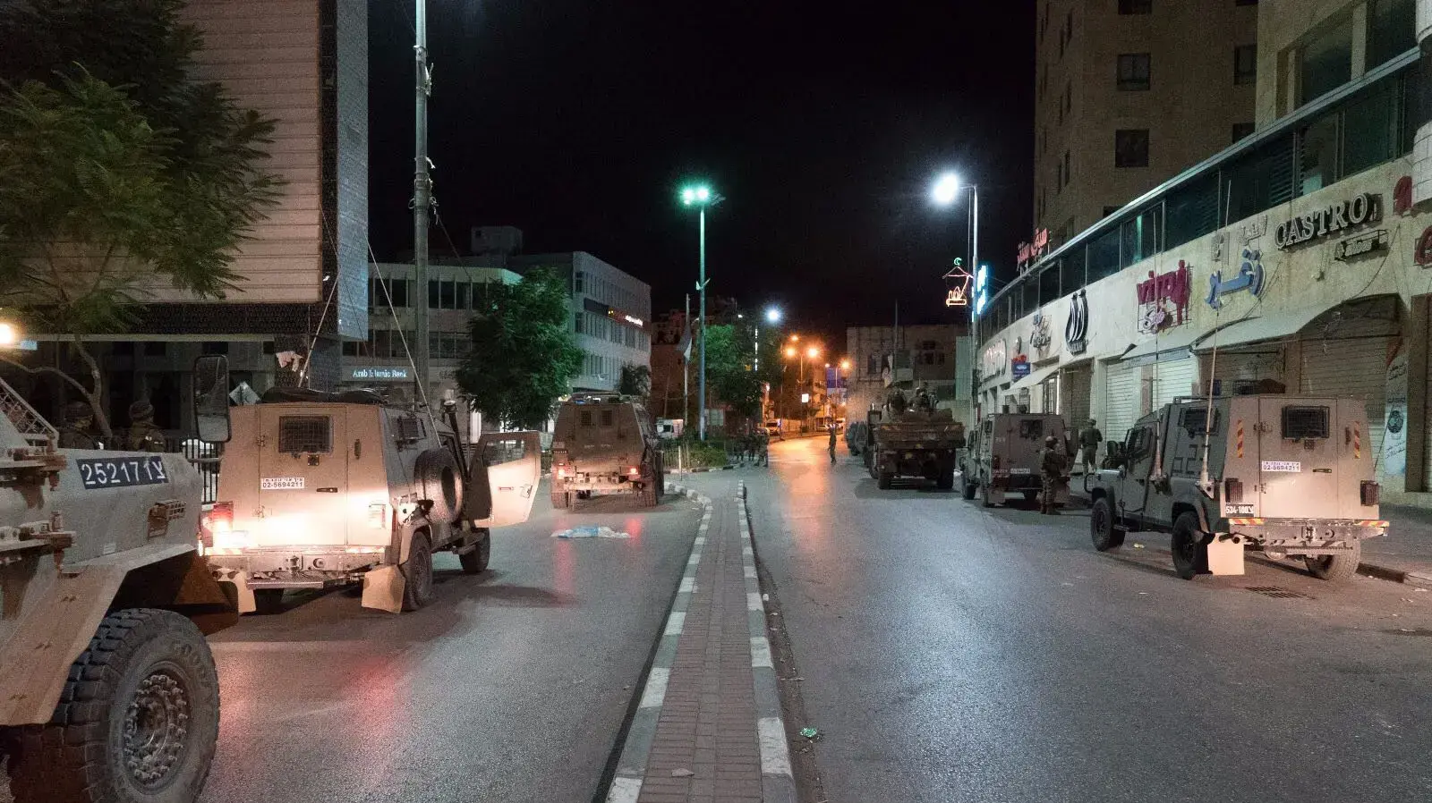 צה"ל פשט על תחנות תקשורת ברחבי יהודה ושומרון צה"ל פשט על תחנות תקשורת ברחבי יהודה ושומרון