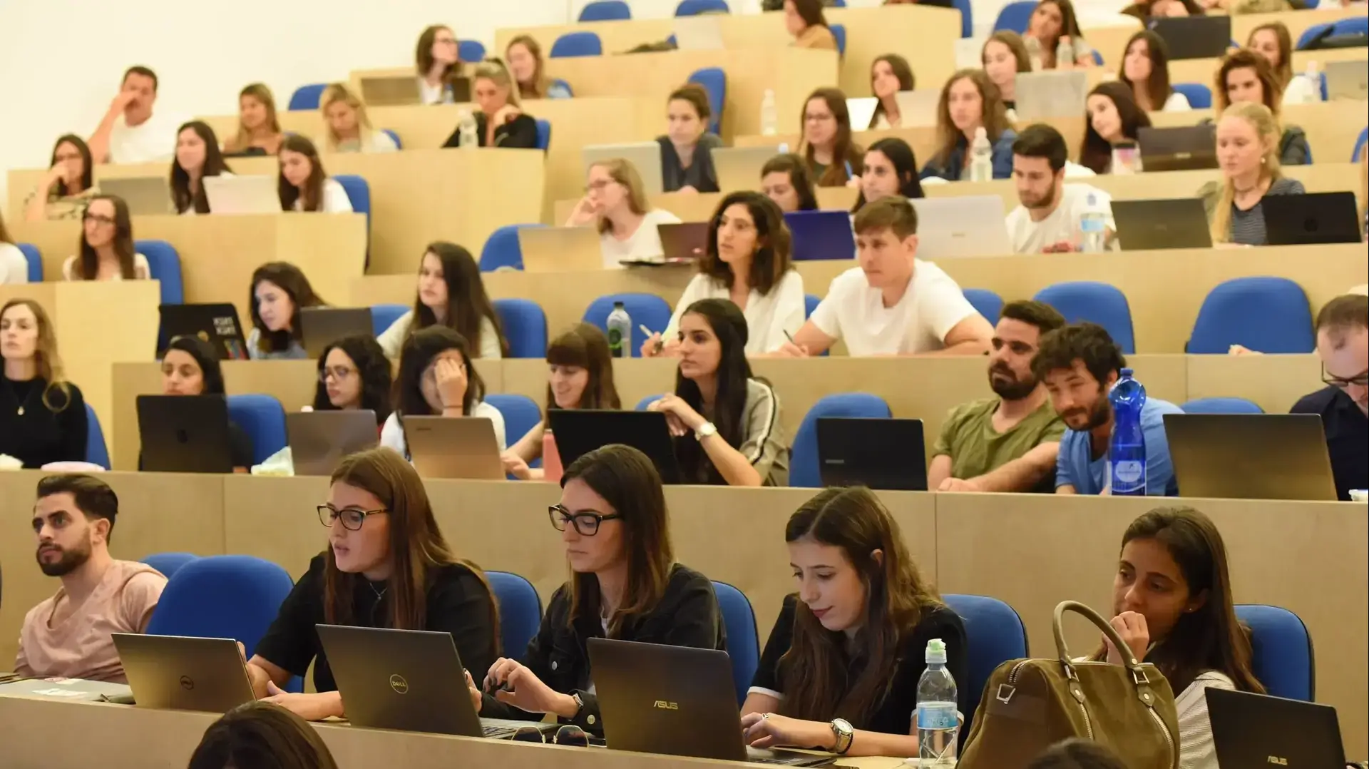 פתיחת שנת הלימודים האקדמיים במרכז הבינתחומי הרצליה, 22 באוקטובר 2017 פתיחת שנת הלימודים האקדמיים במרכז הבינתחומי הרצליה, 22 באוקטובר 2017
