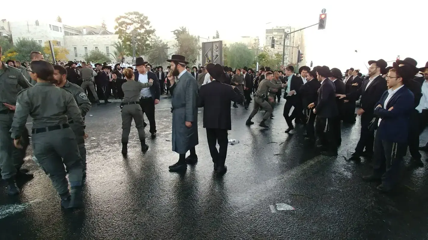הפגנת חרדים בכניסה לירושלים 23 באוקטובר 2017 הפגנת חרדים בכניסה לירושלים 23 באוקטובר 2017